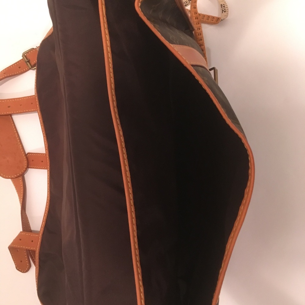 Louis Vuitton Vintage Garment Travel Bag - Picture 2 of 5